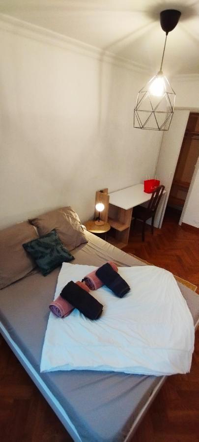 Appartement Spacieux Avec Parking Gratuit Sète Exteriör bild